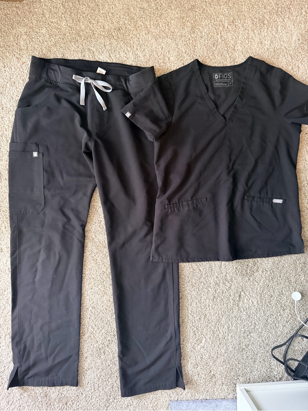 GT-0078 — FIGS Technical Collection Black Scrub Set, Men’s M / Tall